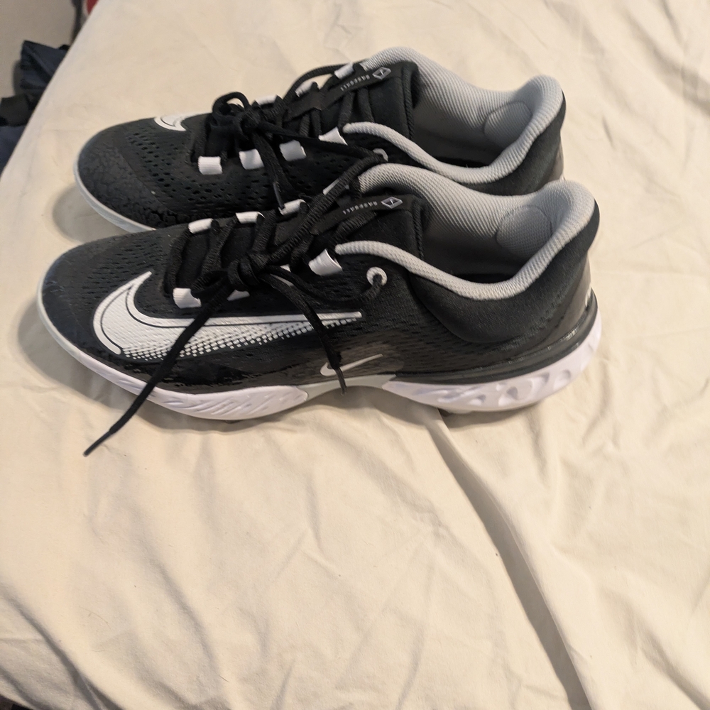 Nike Black and White Athletic Shoes